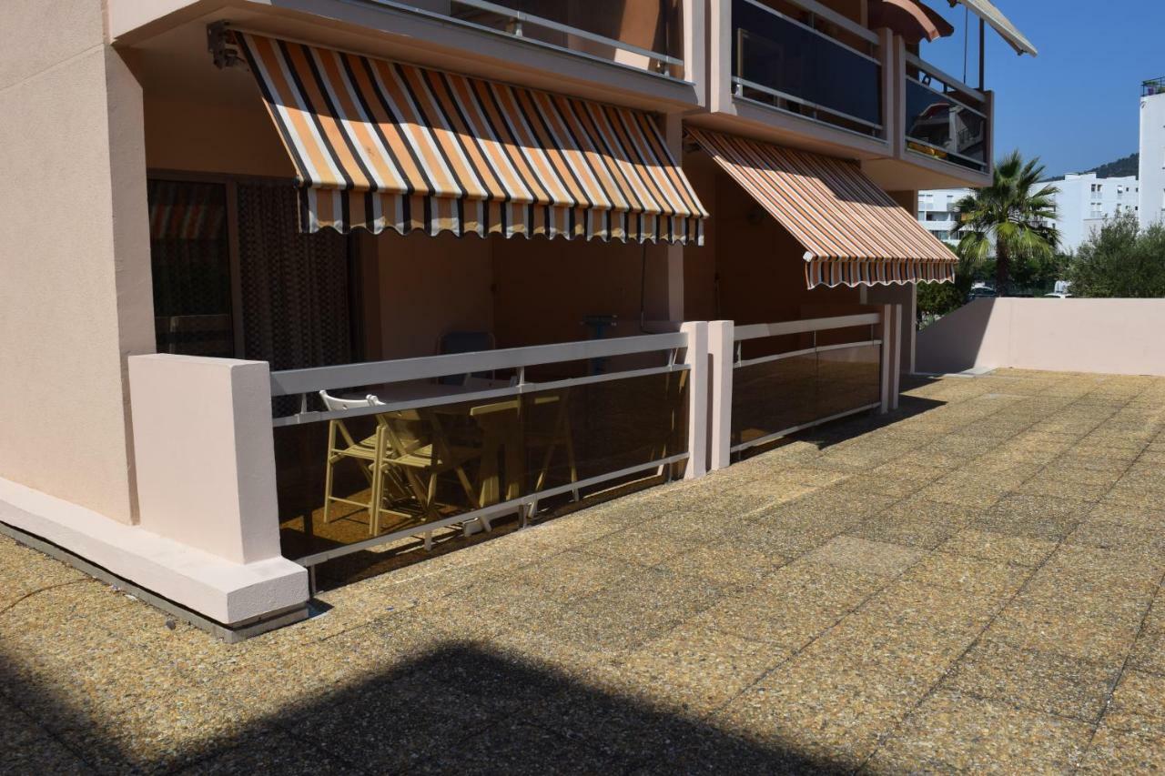" Au Morgan De Vous " Apartment Льо Лаванду Екстериор снимка
